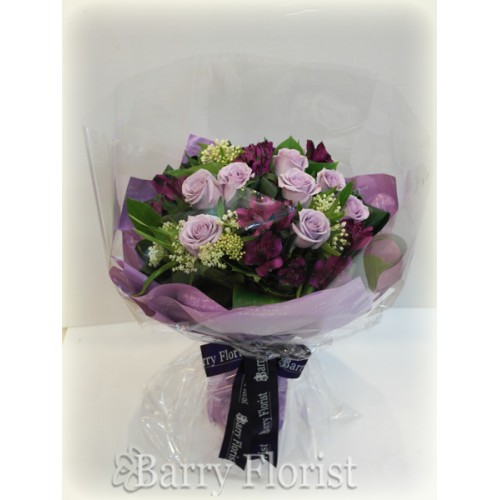 BOU 0051 10支A級進口淺紫玫瑰 + 小百合 + 季節性襯花